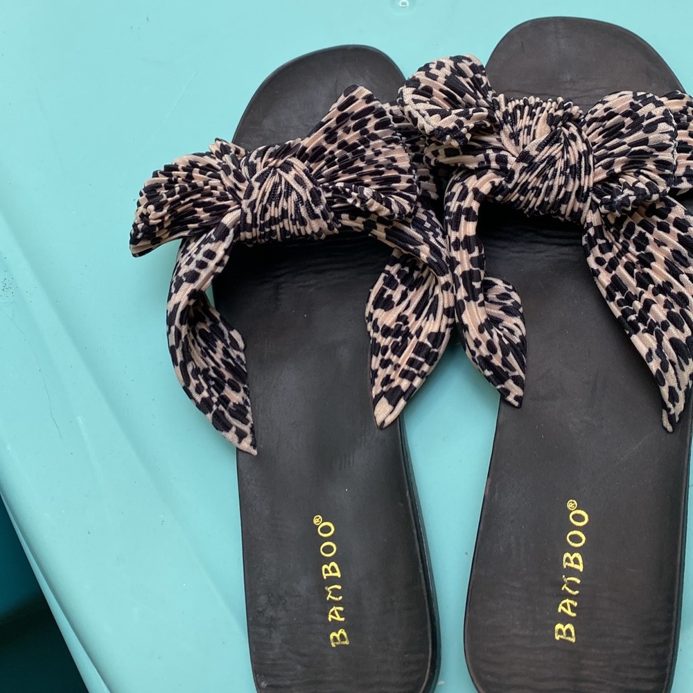 Bamboo sandals